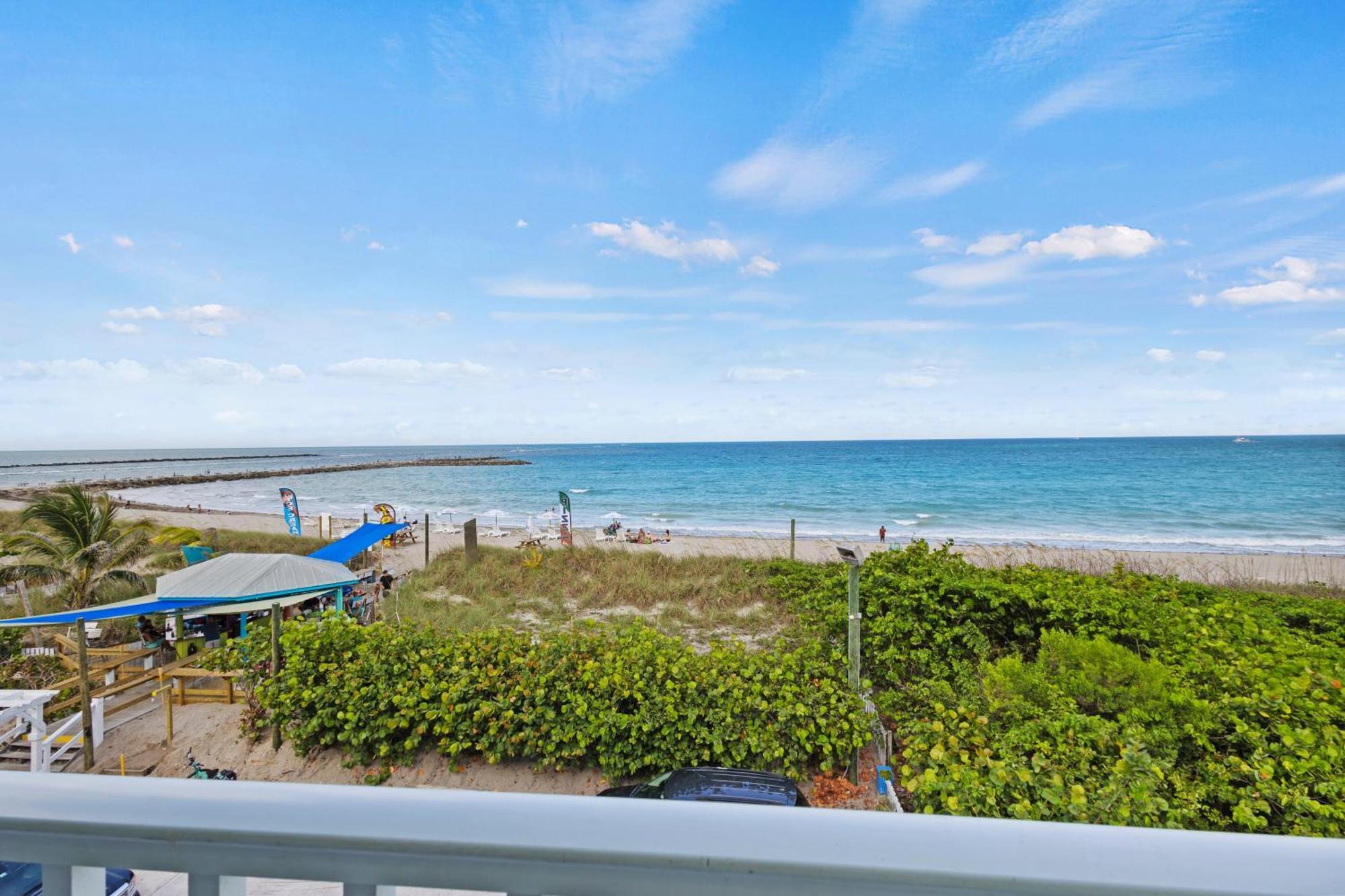 Oceanfront Inn Room #25- Ocean View Balcony King Bed Fort Pierce Exterior foto